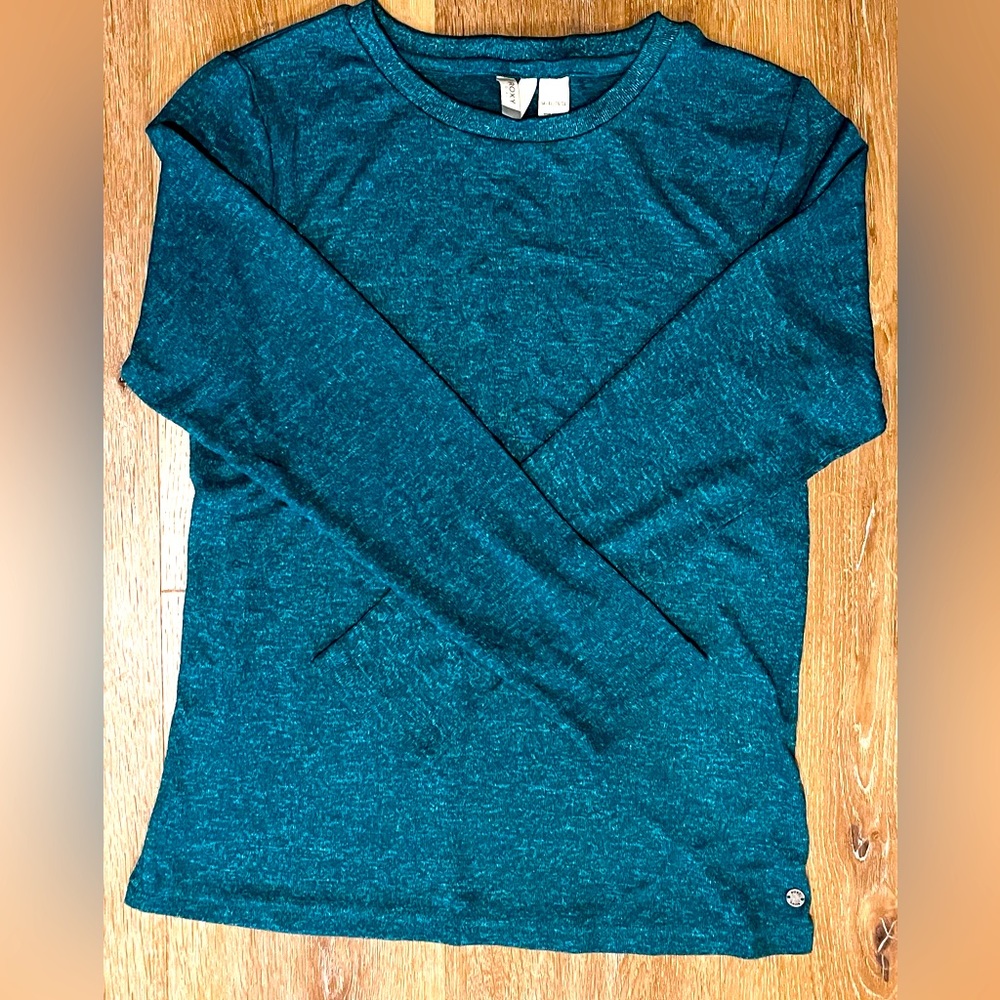 NWOT - Roxy.  Llong sleeve, teal, lightweight sweater.
